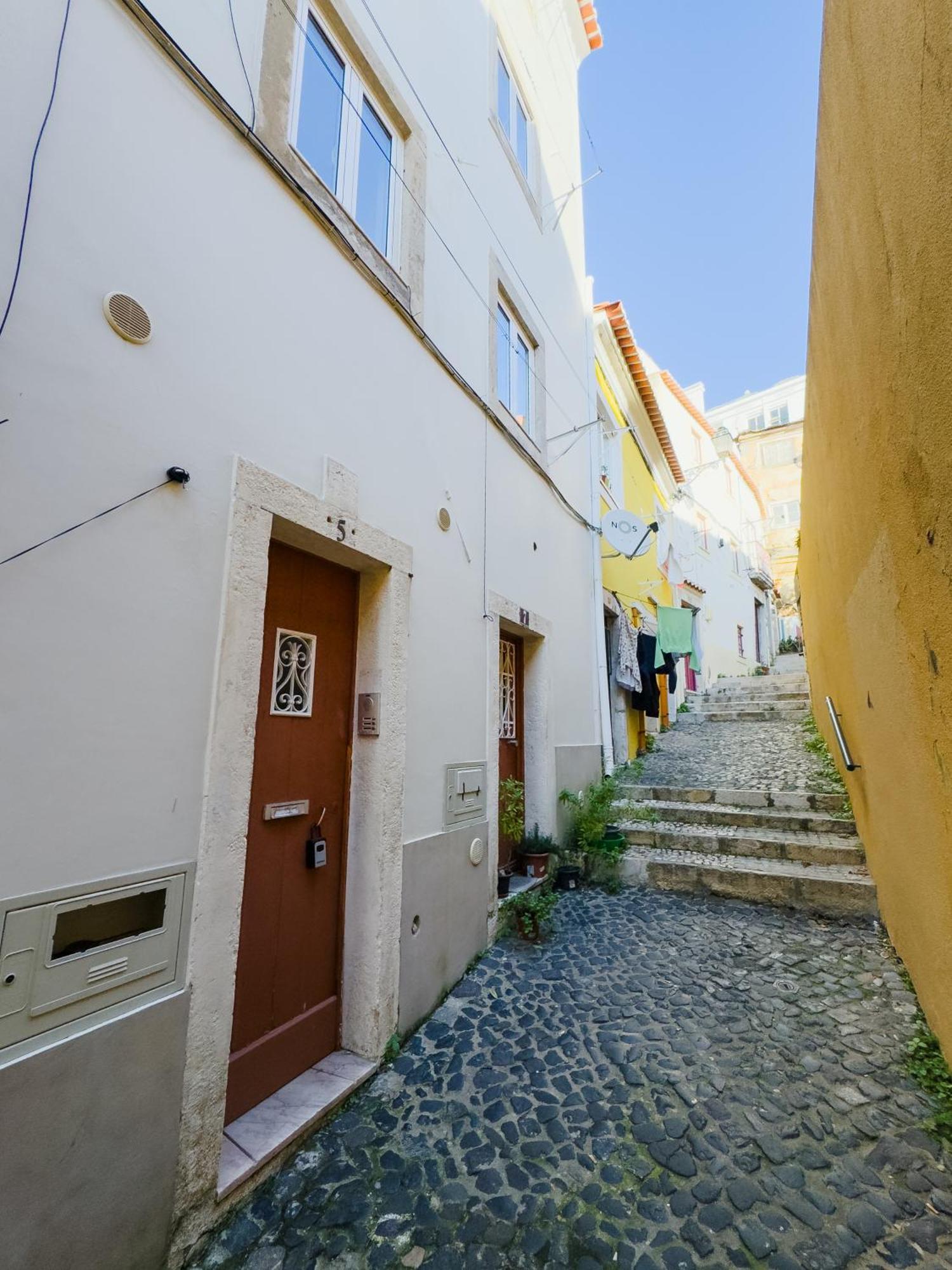 Mouraria Smart Apartment Lisbon